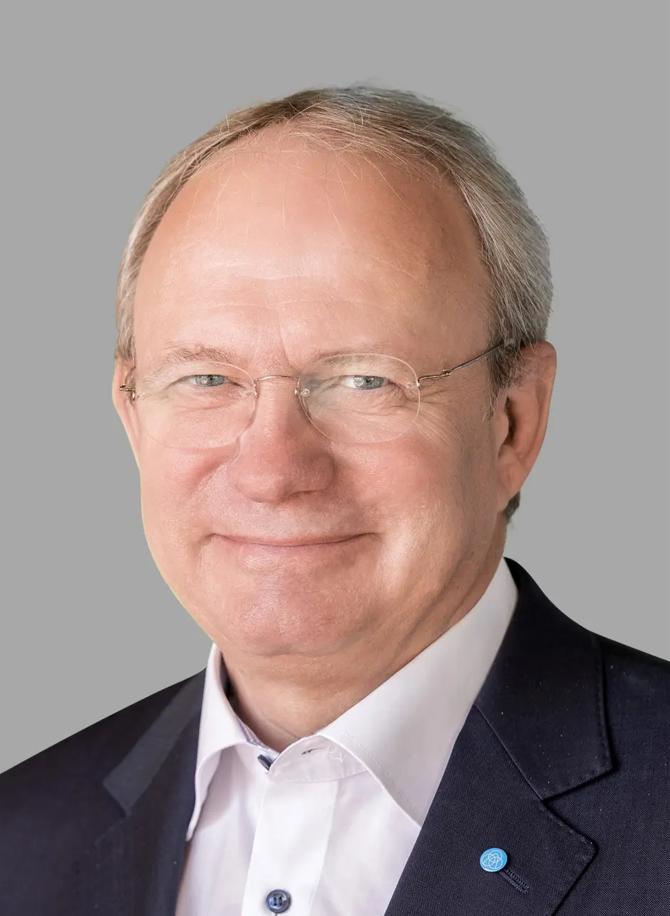Dr. Jens Reichel